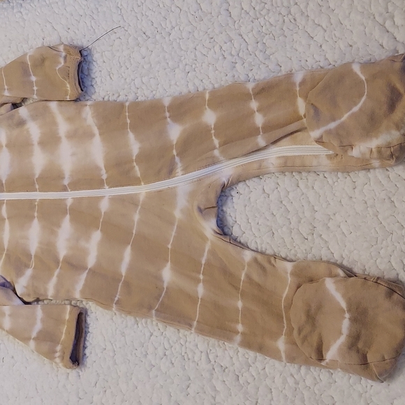 Focus Kids 2 pc tie dyed - Picture 2 of 6